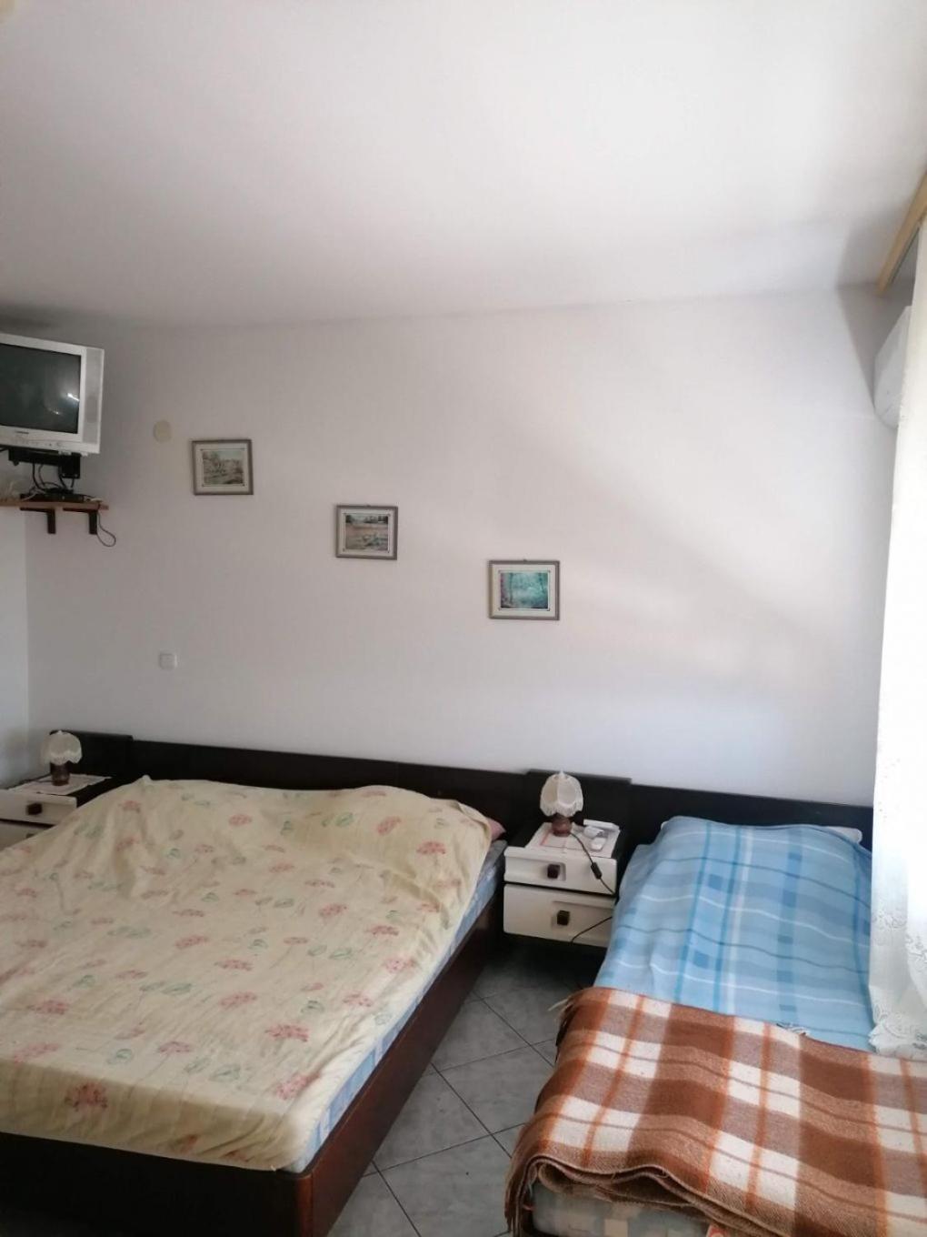 Apartments Olgi - Free Parking Цриквеница Экстерьер фото