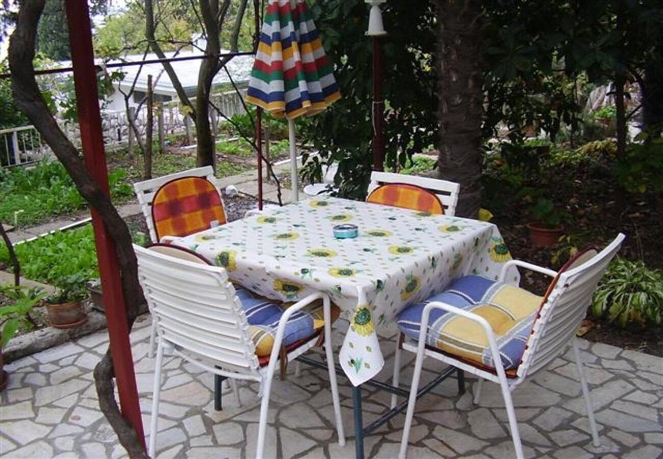 Apartments Olgi - Free Parking Цриквеница Экстерьер фото