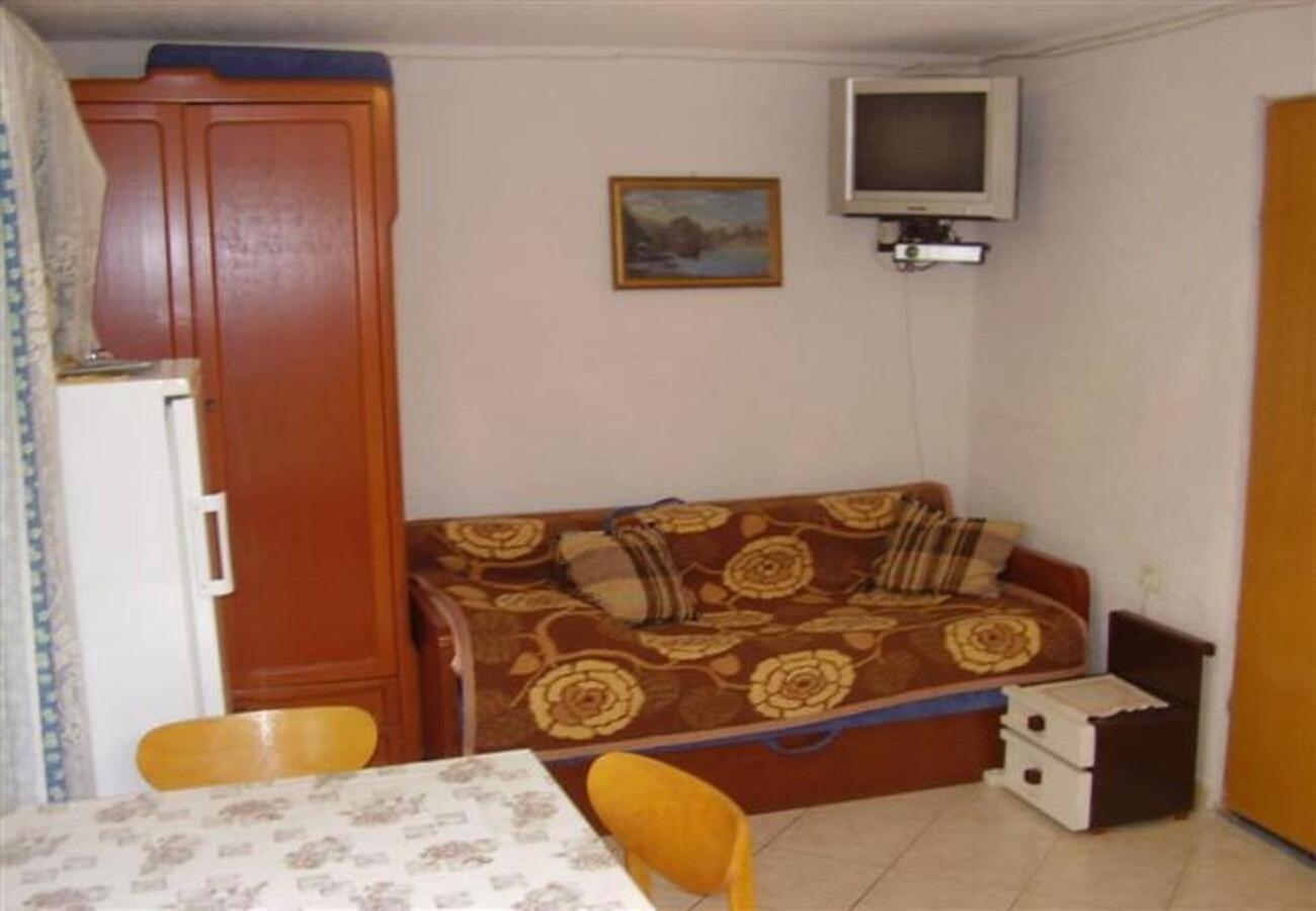 Apartments Olgi - Free Parking Цриквеница Экстерьер фото
