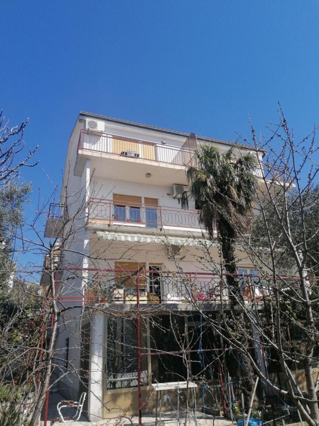 Apartments Olgi - Free Parking Цриквеница Экстерьер фото